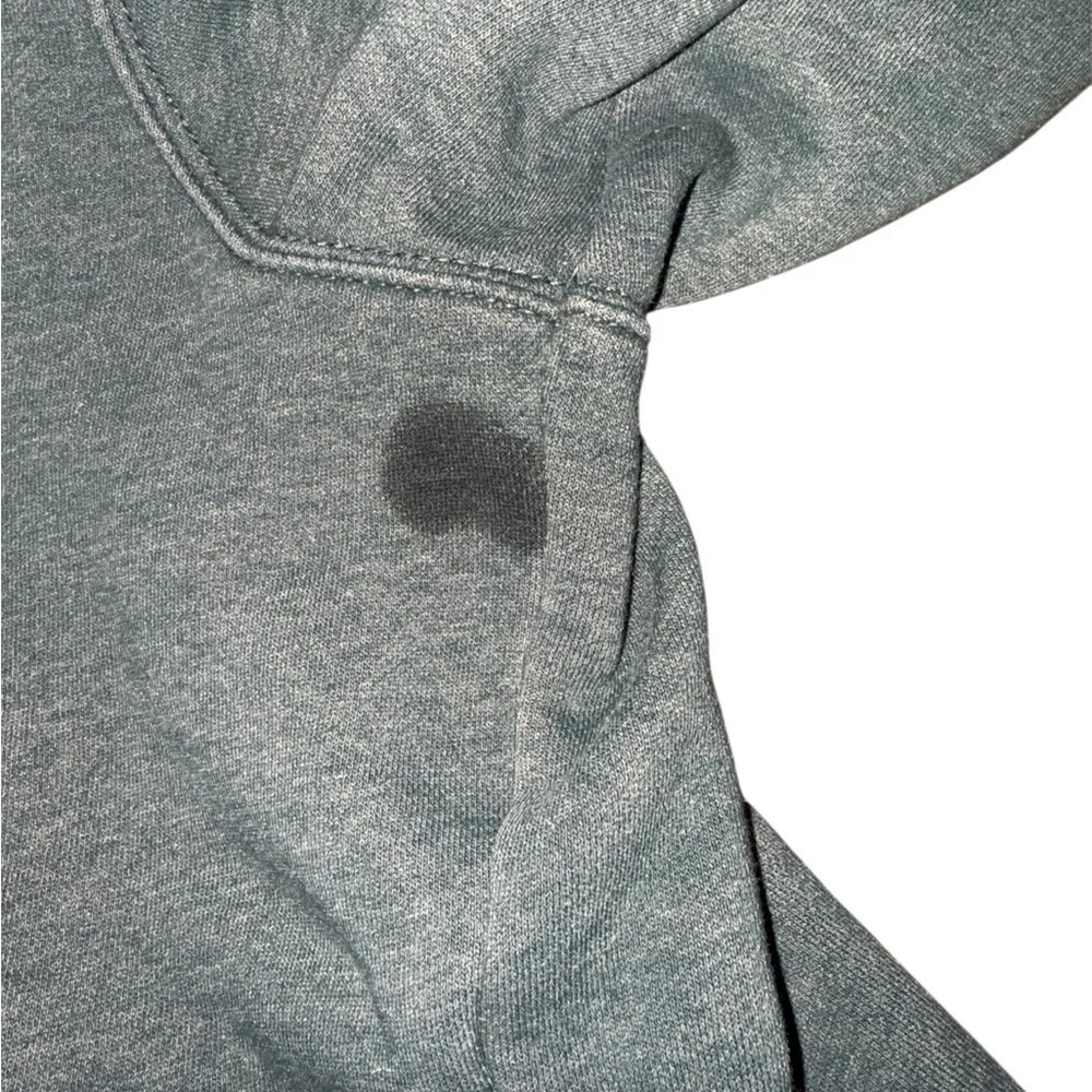 Green Carhartt Hoodie - Picture 6 of 6